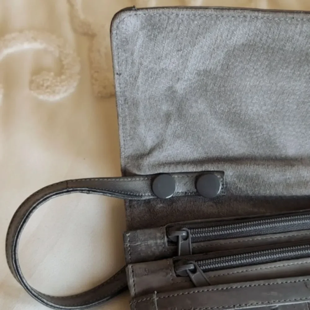Super Sleek Gray Vintage 🩶Eel Skin Clutch /Shoulder Crossbody Purse